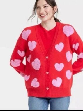 33 degrees Red Cardigan Sweater with Pink Heart Pattern M- see measurements